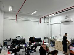 Lorong Bakar Batu (D13), Factory #349493881